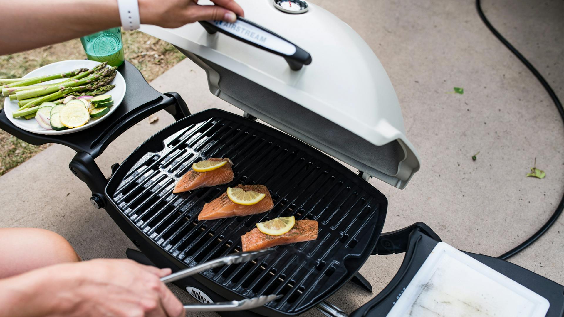 Weber-Airstream-Grill-Compatibility-and-Hose